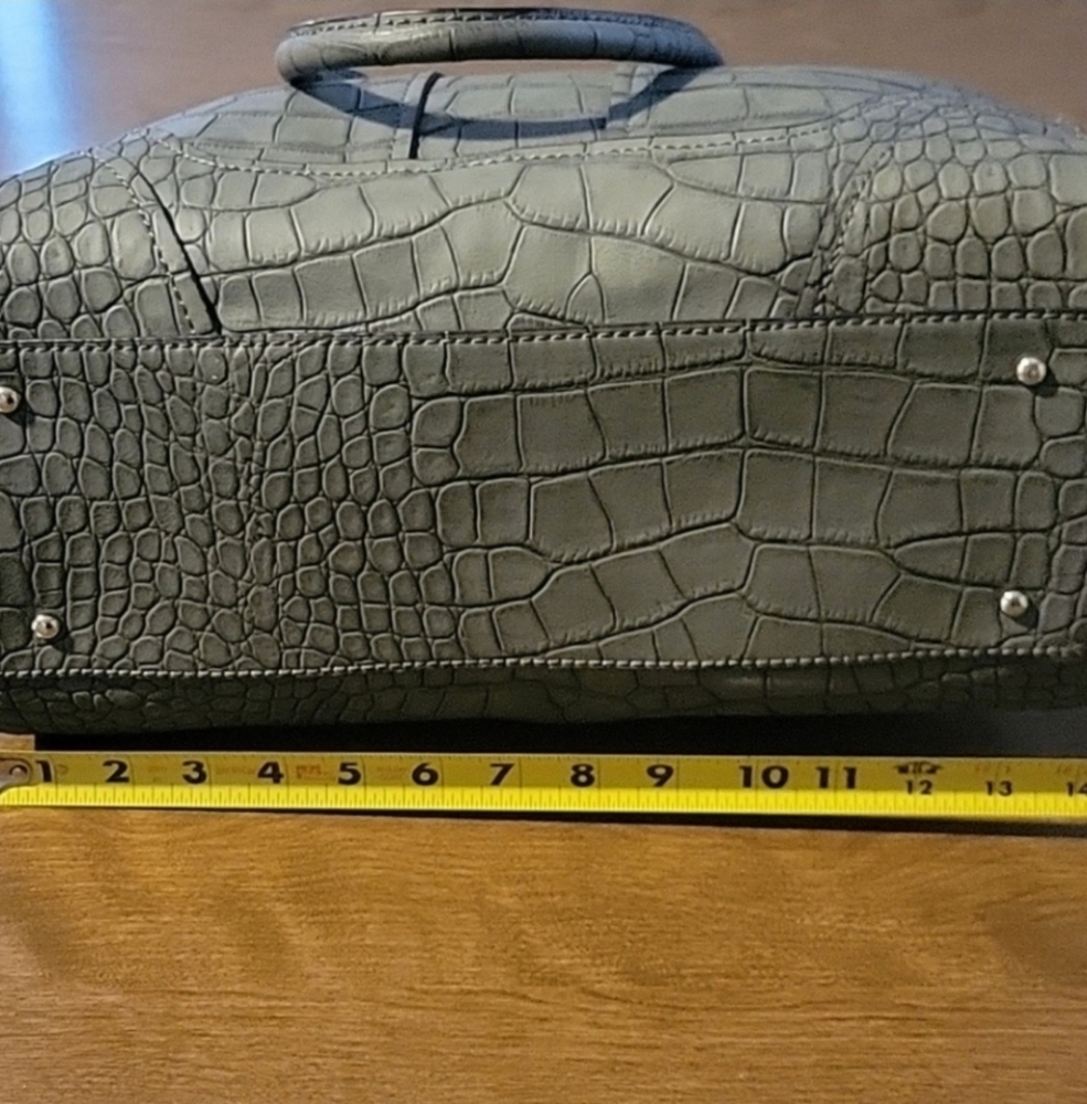 Embossed Guess Shoulder Bag - Picture 14 of 15